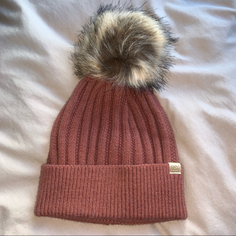beanie bundle!!🧡🖤